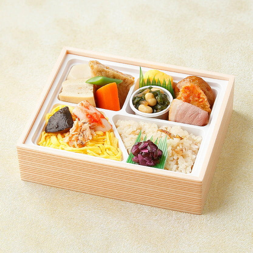 華